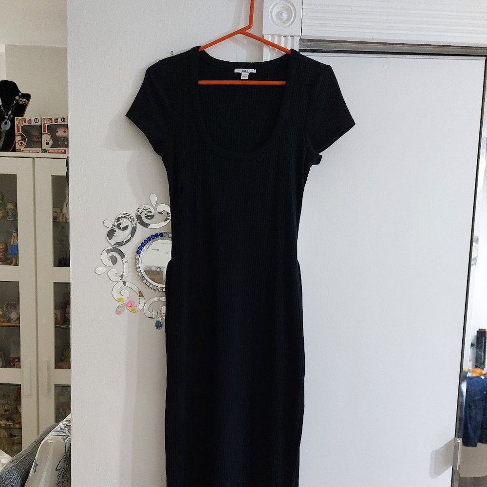 Bar III Short Sleeve Long Flattering Dress Soft Comfortable Black Size MEDIUM